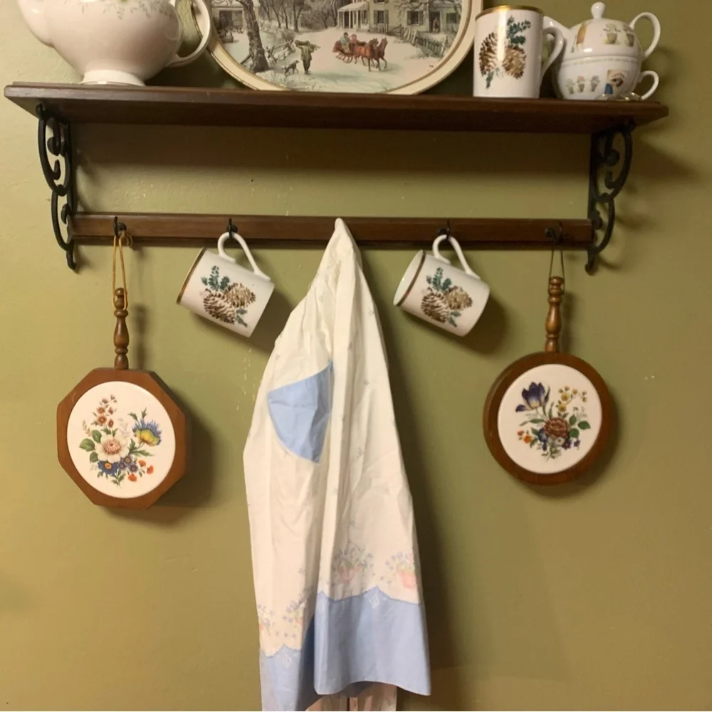 Vintage Half Apron Blue And White Floral Teapot Print Pocket Cottagecore 50s 60s